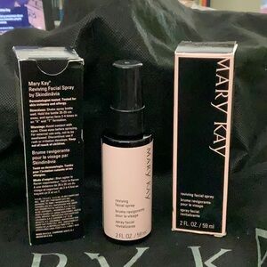 Mary Kay Reviving Facial Spray - NIB